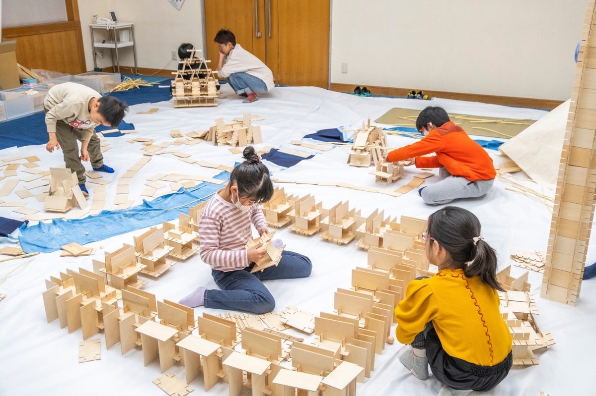 Building a city of wood